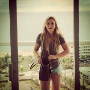 Meet your Posher, Cassandra